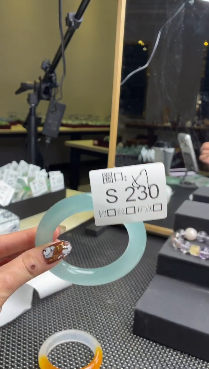 璐*闪购链接玉石一物一截图S230