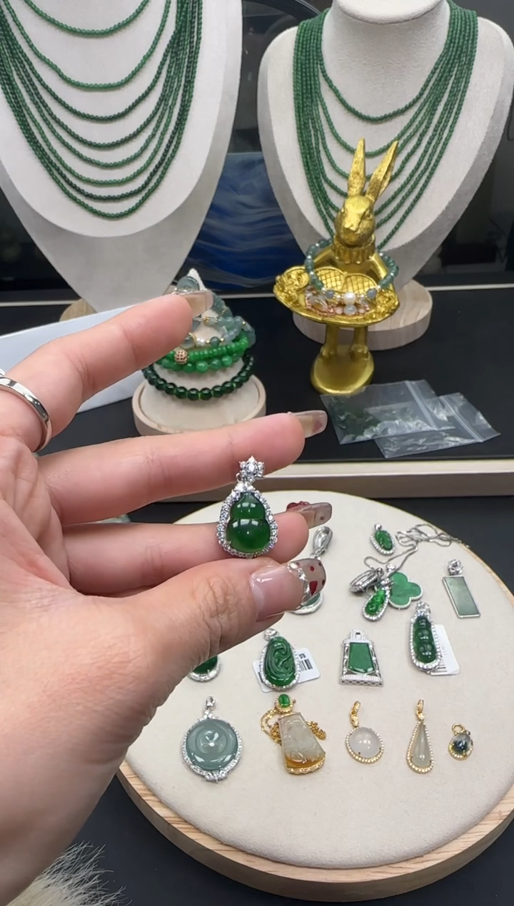 【闪购商品】翡翠颈饰银S925镶嵌12313231213