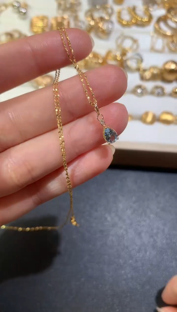 【闪购商品】海蓝宝石吊坠(不含链)18K金镶嵌Z591|699