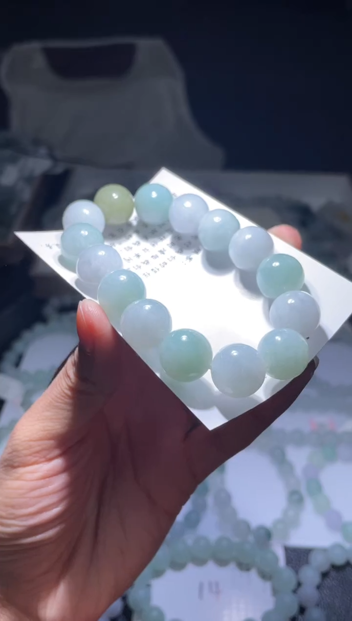 未镶嵌定制翡翠翡翠手串