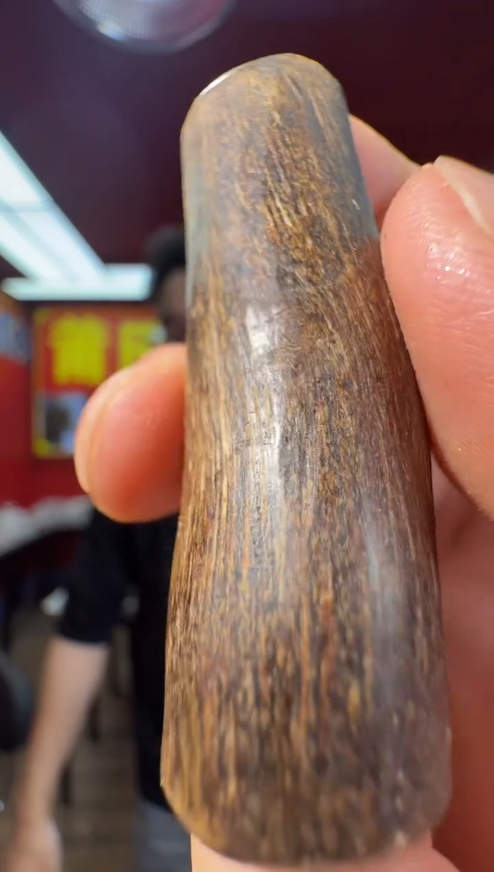 沉香吊坠d27文莱多样性发一