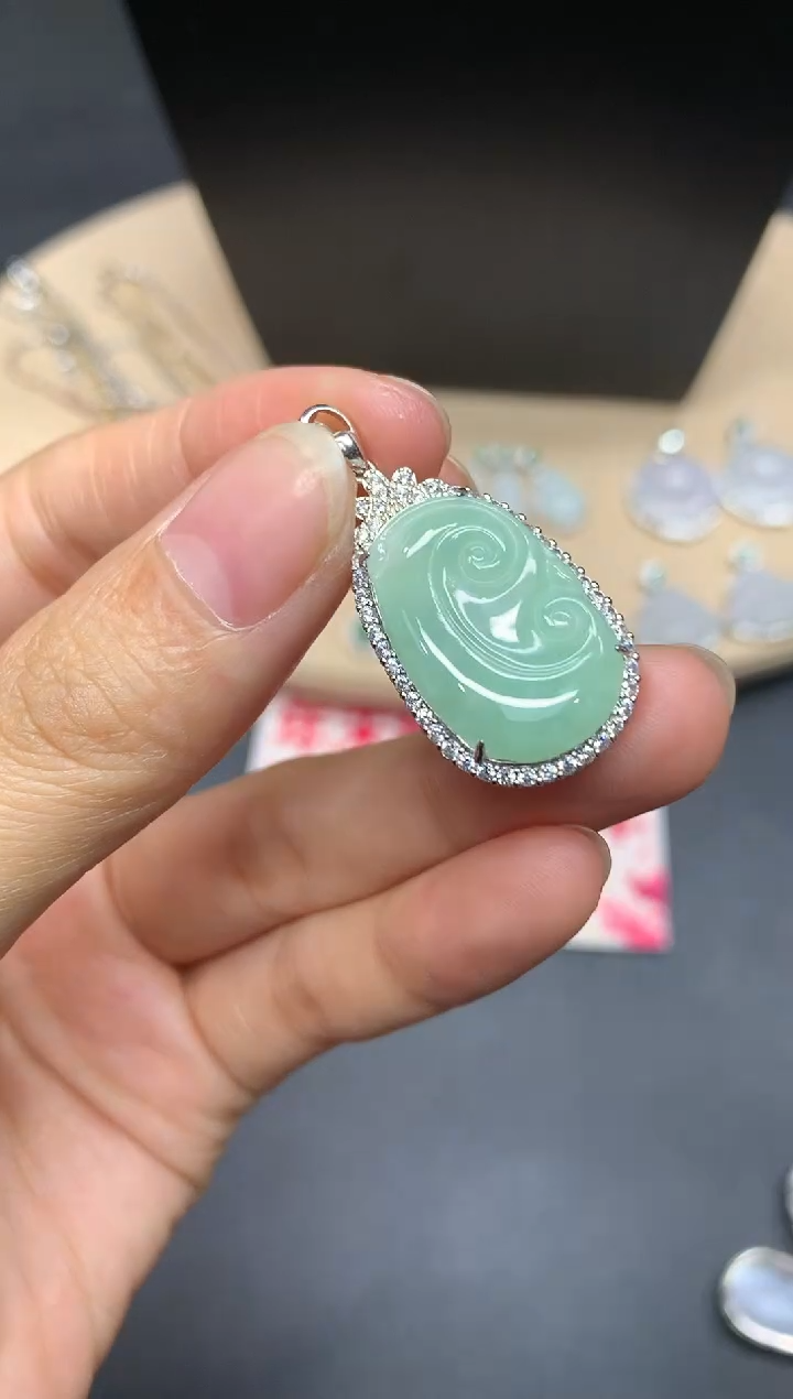 【闪购商品】翡翠吊坠(不含链)银S925镶嵌如意【多样性发其一】