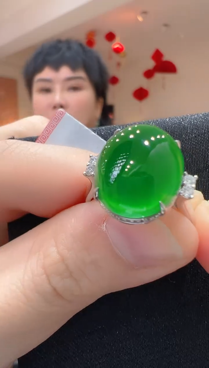 【闪购商品】翡翠戒指18K金镶嵌            