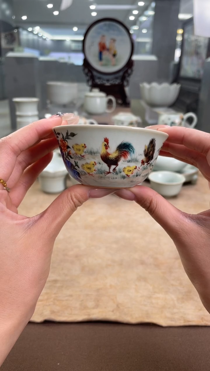 【闪购商品】周泽堂余秀华彩绘鸡缸杯（子母鸡图）