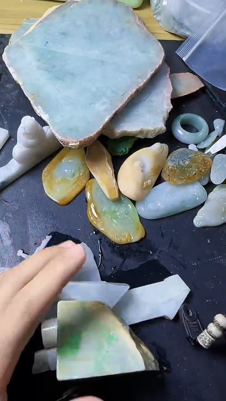 未镶嵌挂件翡翠025