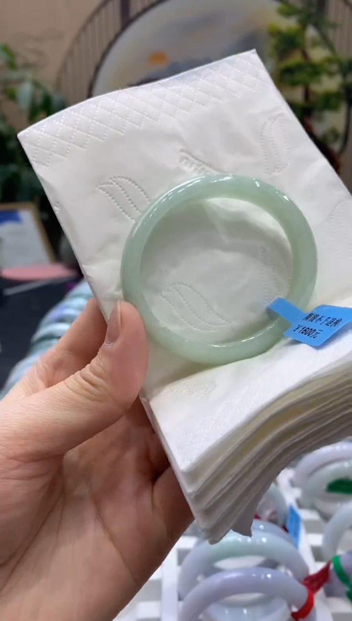 【闪购商品】翡翠手镯未镶嵌0000015799