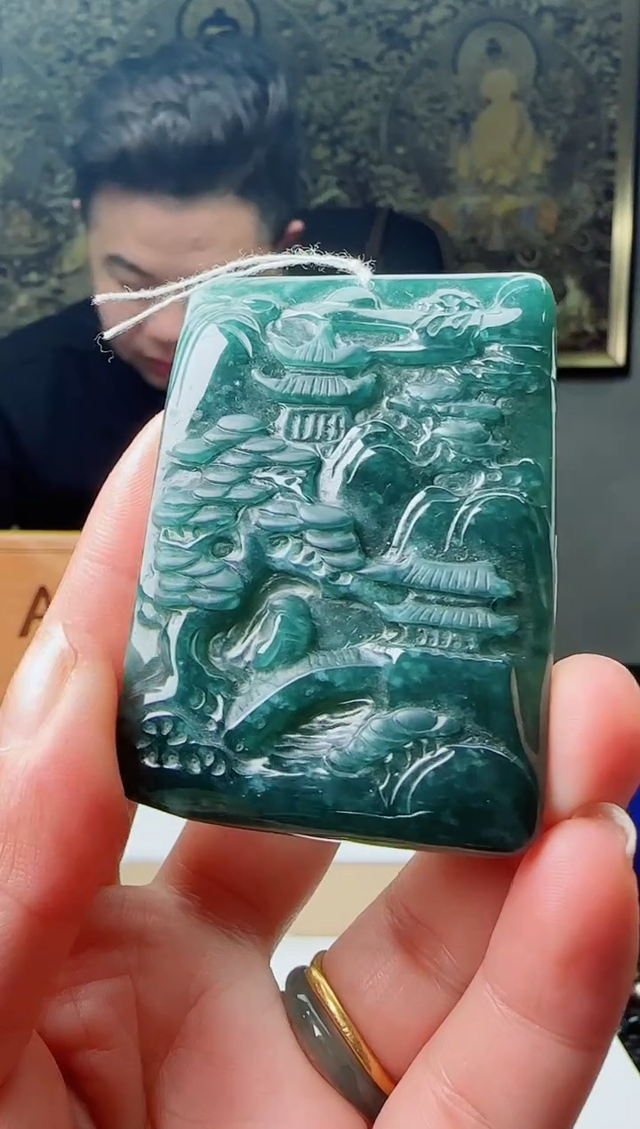 【闪购商品】翡翠颈饰未镶嵌1111111111