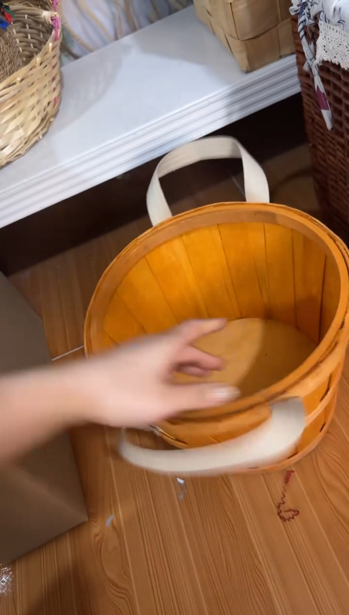 孤品水杉木木片小桶