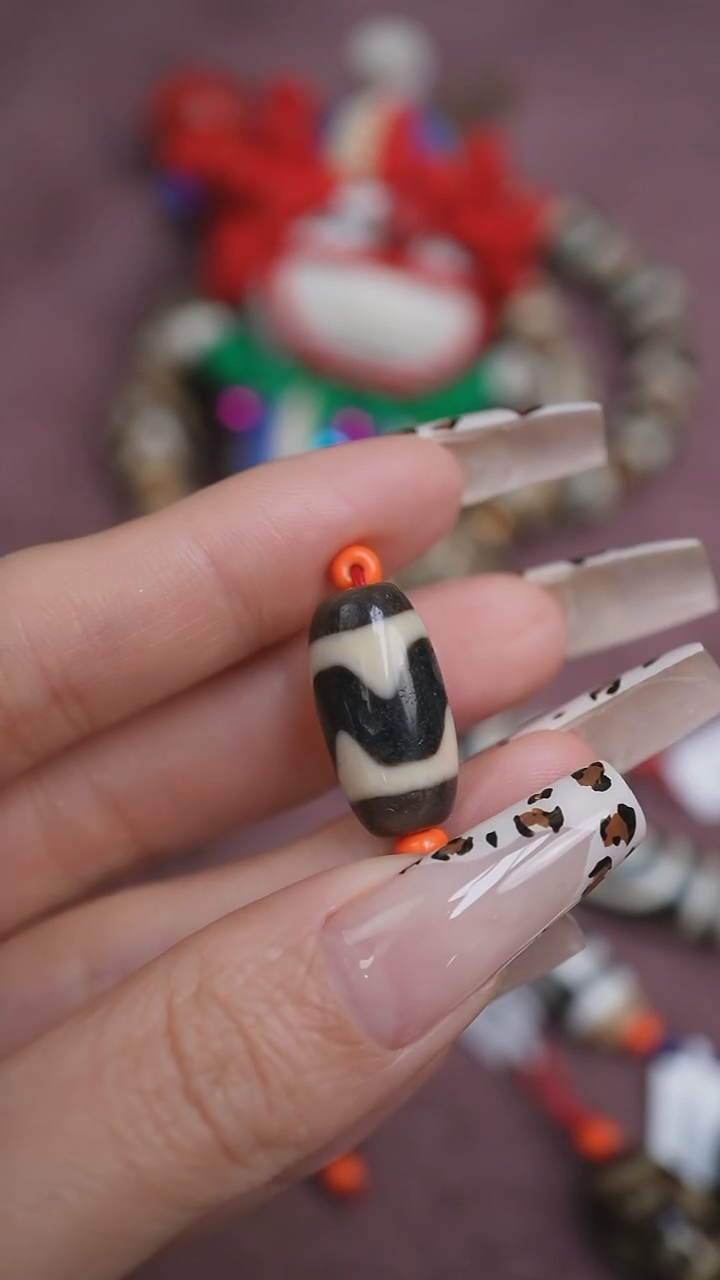 【闪购商品】玛瑙/玉髓颈饰未镶嵌蚀花玛瑙珠定制编绳