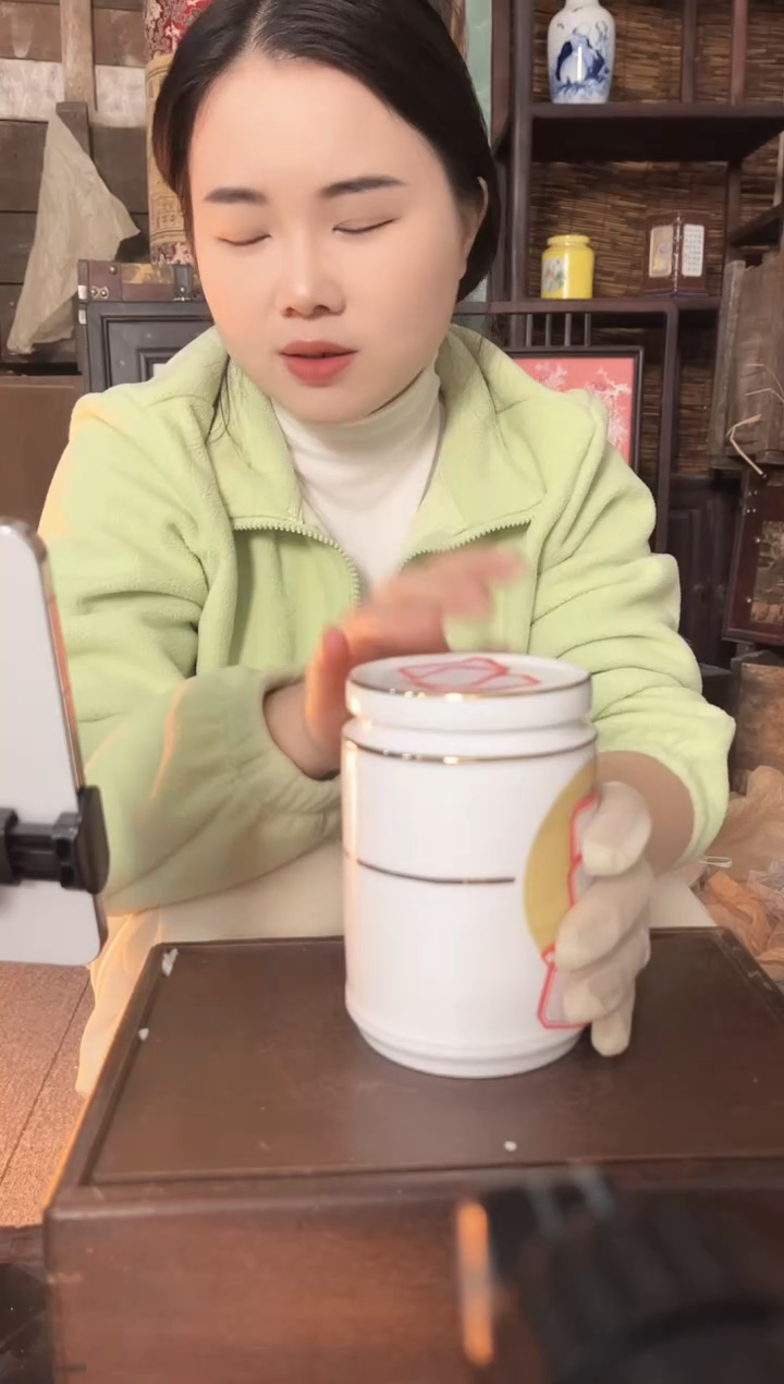 陶景德镇陶瓷摆件J772