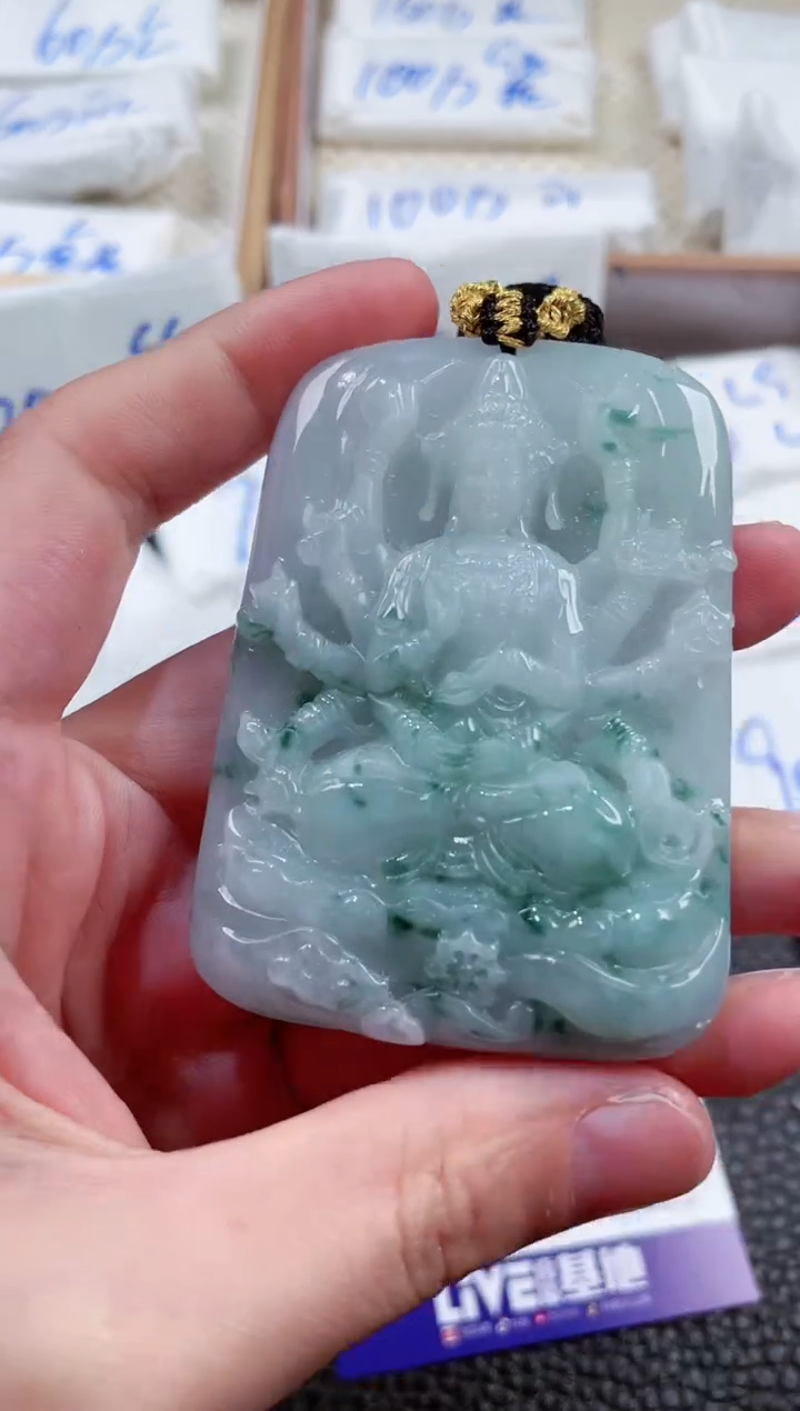 【闪购商品】翡翠颈饰未镶嵌000019689