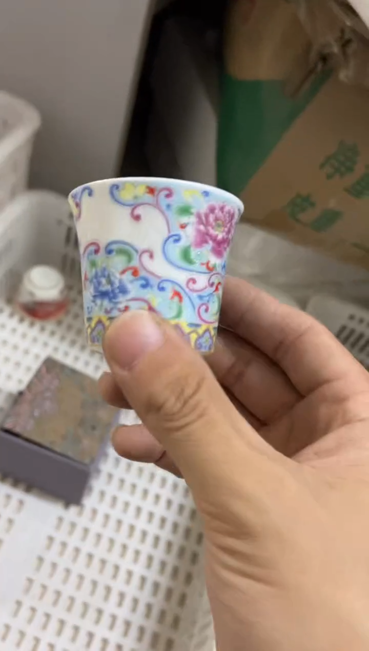 无运费险有瑕疵的摄影的产品有使用过的痕迹有点脏介意勿拍