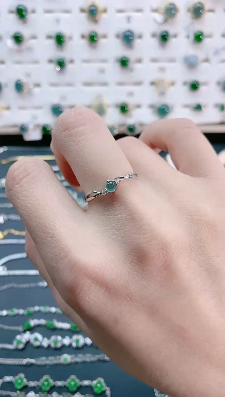 【闪购商品】翡翠戒指银S925镶嵌天然翡翠