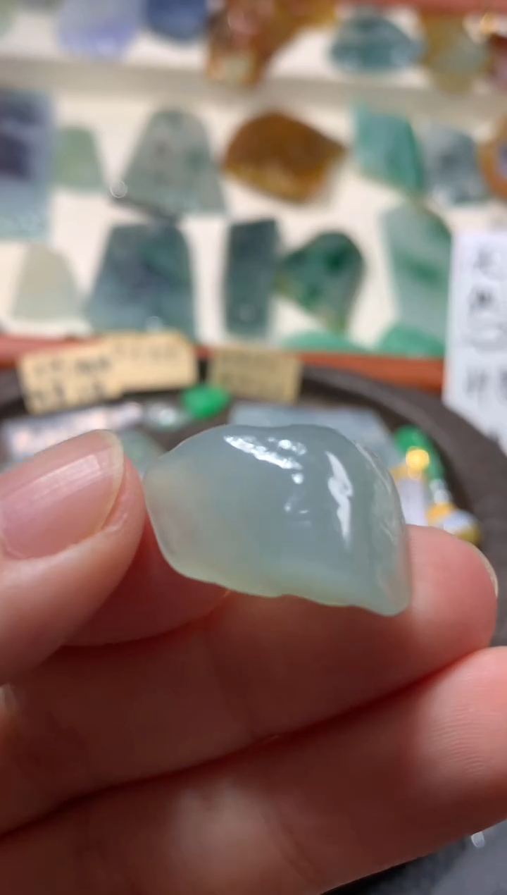 吊坠(不含链)未镶嵌翡翠吊坠