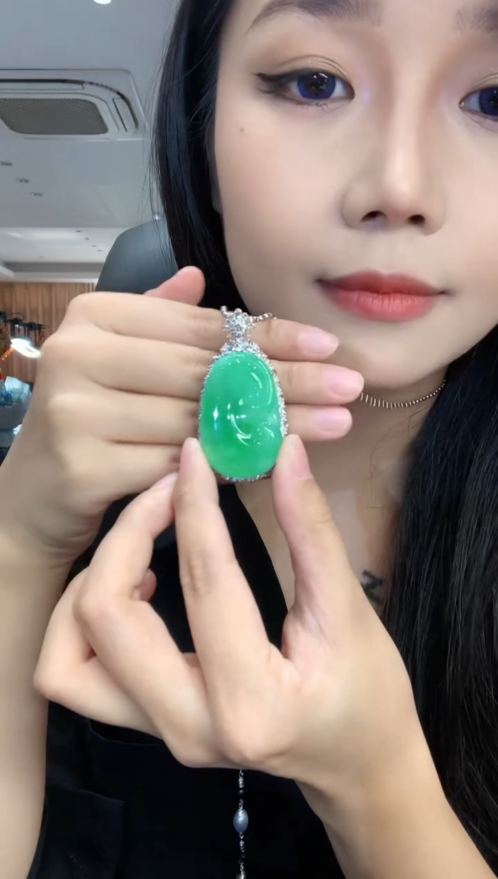 【闪购商品】翡翠吊坠(不含链)18K金镶嵌4656