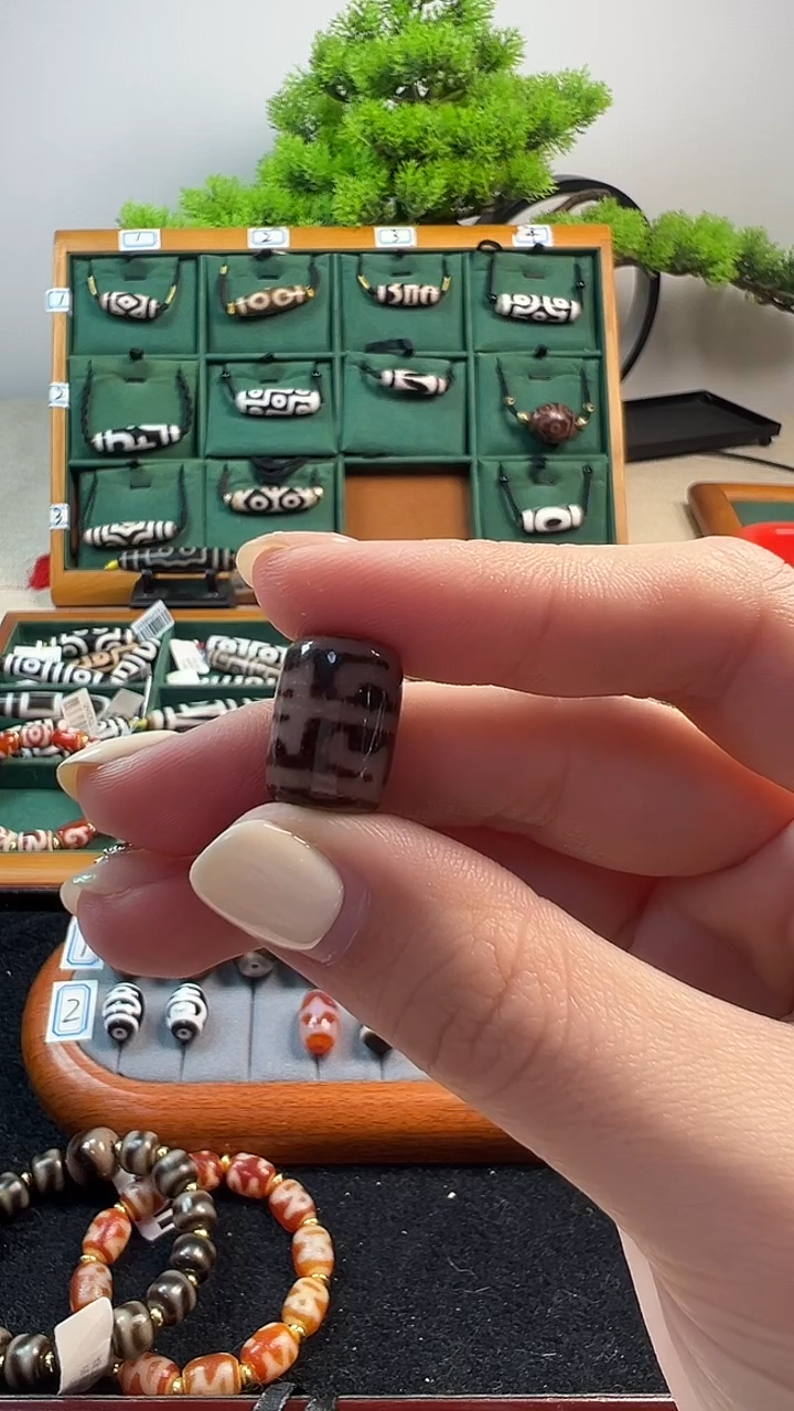 玛瑙/玉髓（覆膜）颈饰未镶嵌孤*52（微瑕随机发货）