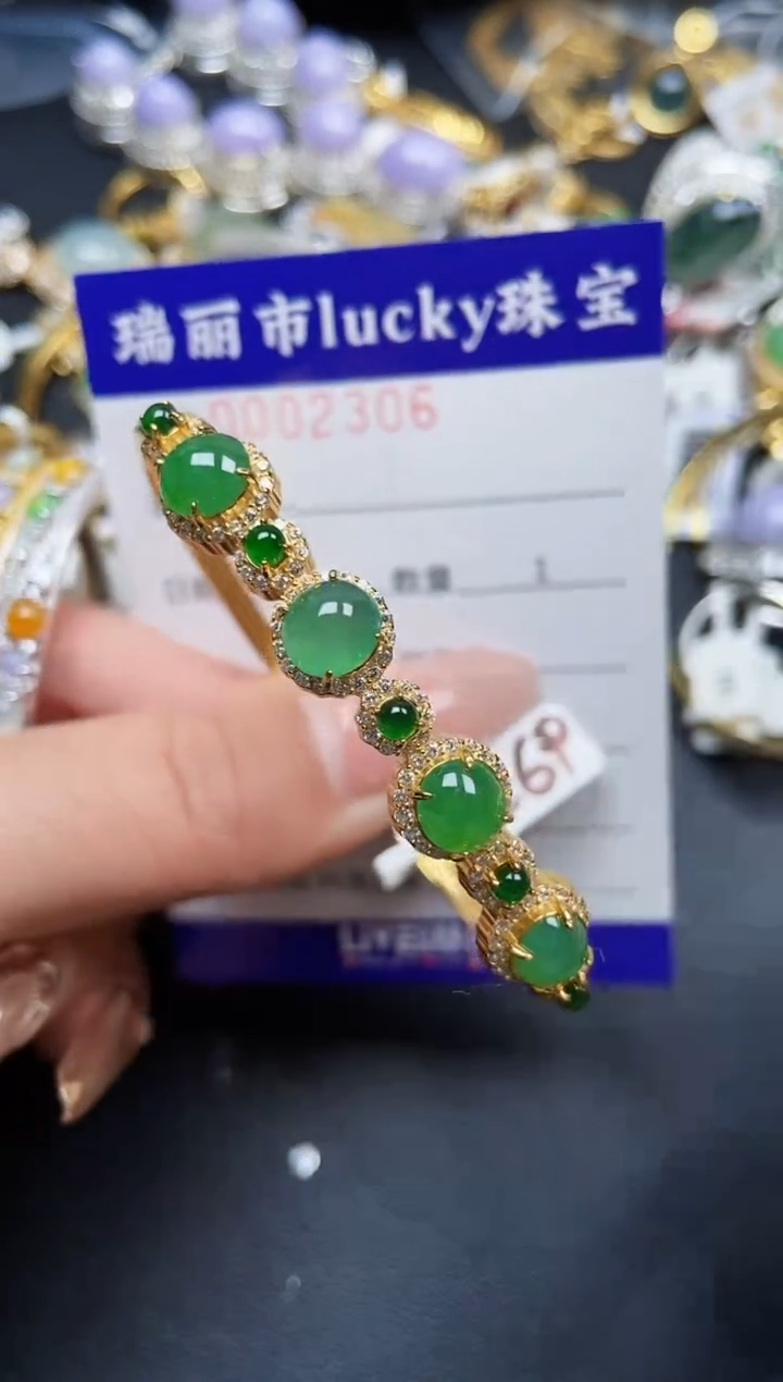 【闪购商品】翡翠颈饰银S925镶嵌2306