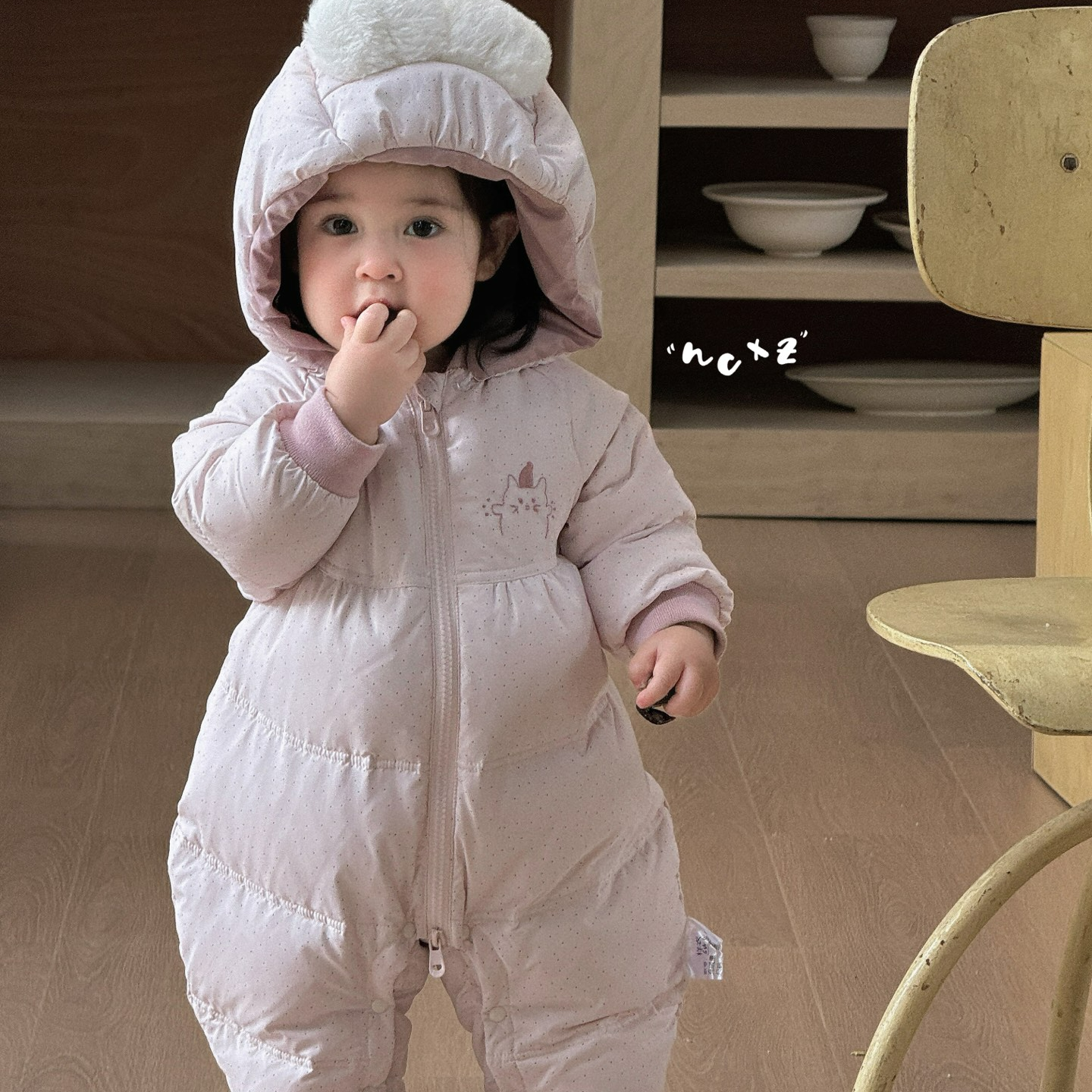 【鲜】奶茶小猪2025新款新国标白鸭绒保暖冬季男宝女宝羽绒哈衣