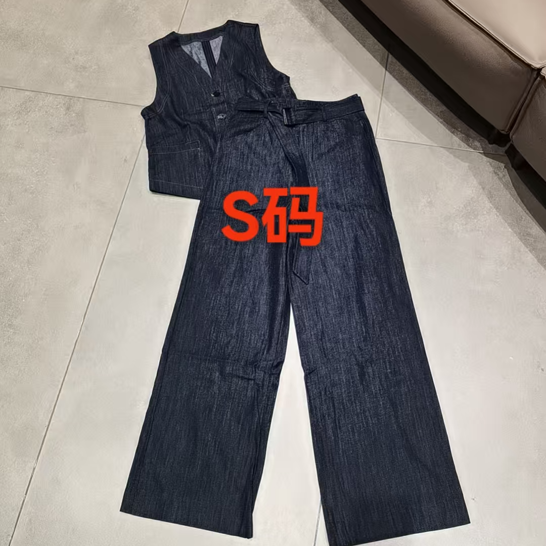 （李发发）秋冬新款厂家样板清货套装  237