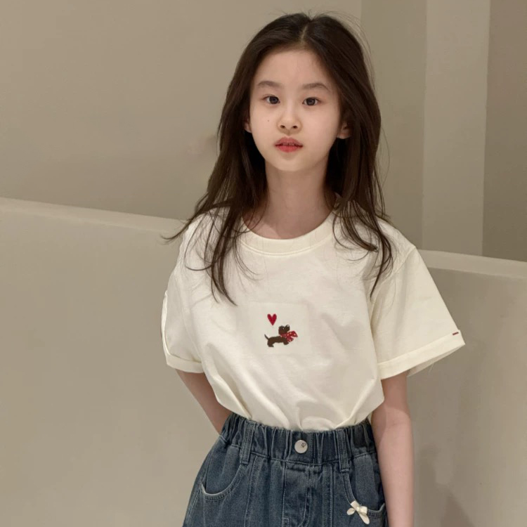 91165 宽松杏色潮牌短袖亲子女童卡通刺绣上衣