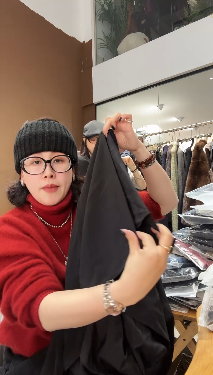 服饰清仓使用后不支持7天无理由售后027