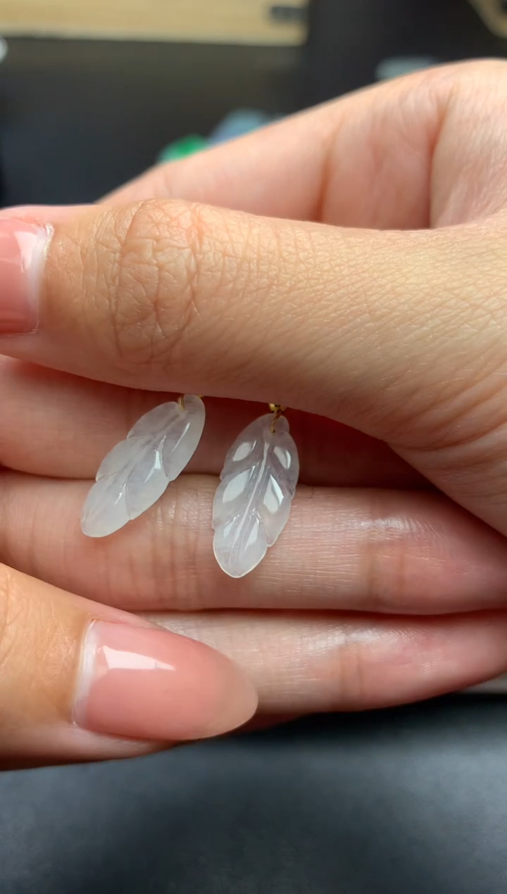 【闪购商品】翡翠吊坠(不含链)未镶嵌净货