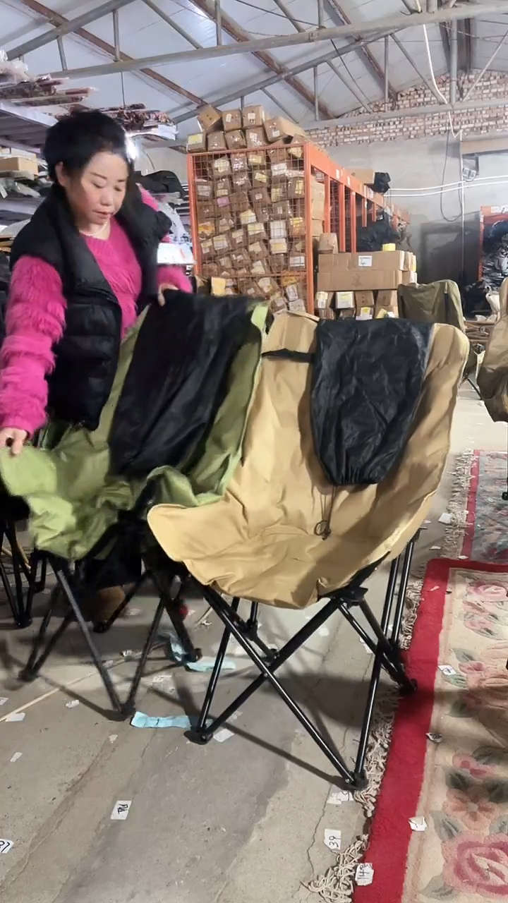 铁U型 加棉 高背 颜色随机