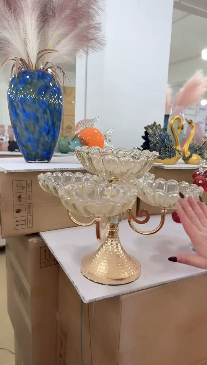 【闪购商品】玻璃洛芙花器-b-早14