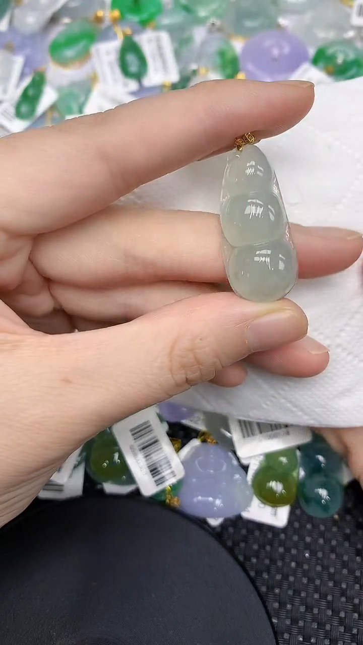 颈饰18K金镶嵌翡翠11111111111