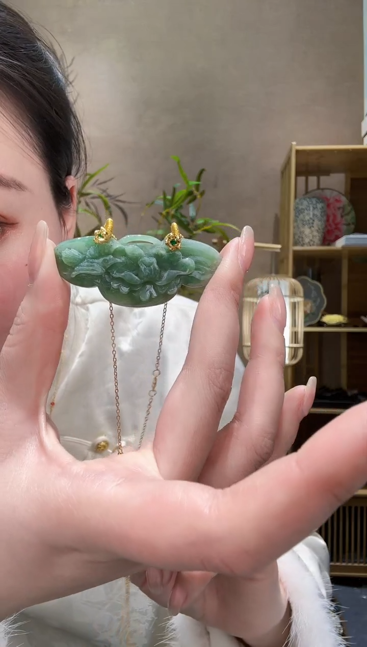 【闪购商品】翡翠颈饰未镶嵌吊坠
