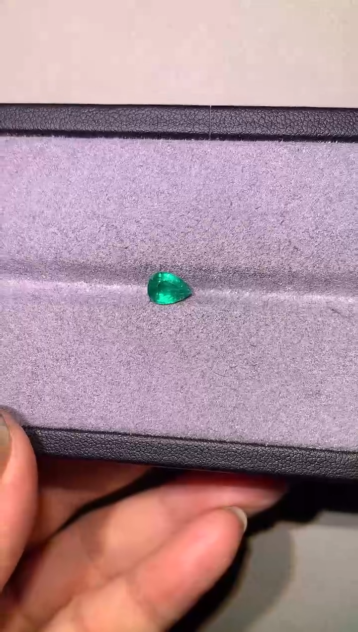 【闪购商品】祖母绿裸石未镶嵌0.95ct吉尔德VVG极微油A218