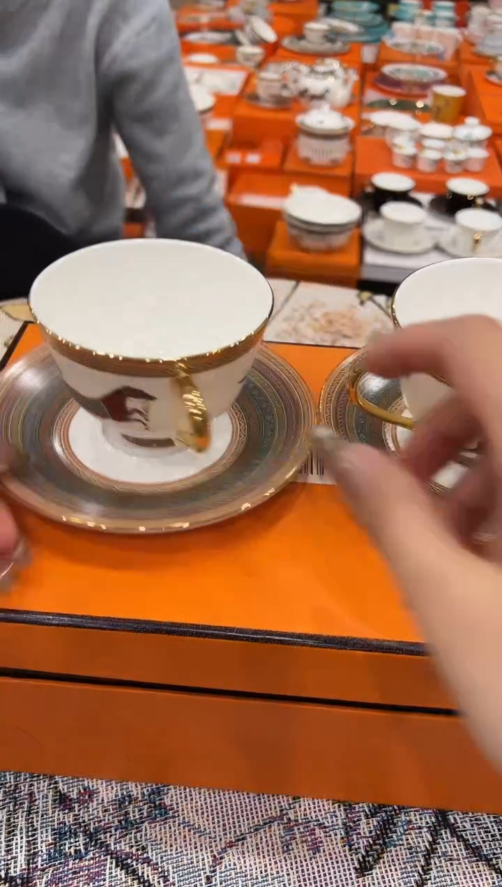 【闪购商品】杯H706--------------