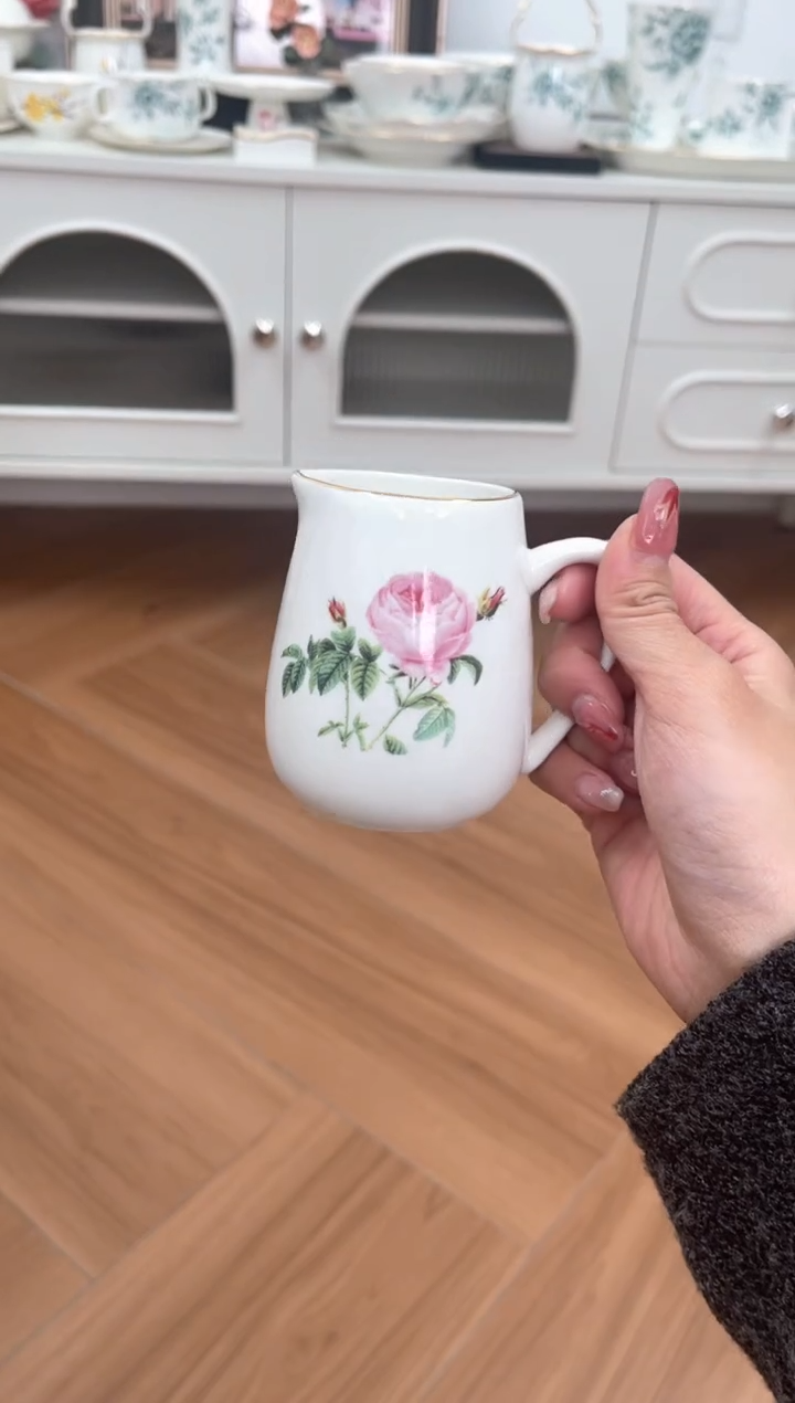 【闪购商品】碗玫瑰高骨骨瓷奶杯
