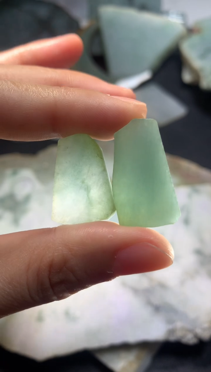 【闪购商品】翡翠颈饰未镶嵌料子