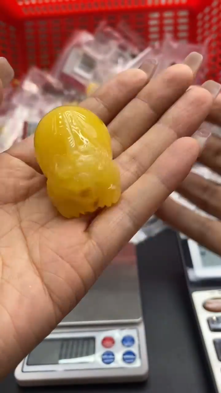 琥珀未镶嵌珠宝奇石314