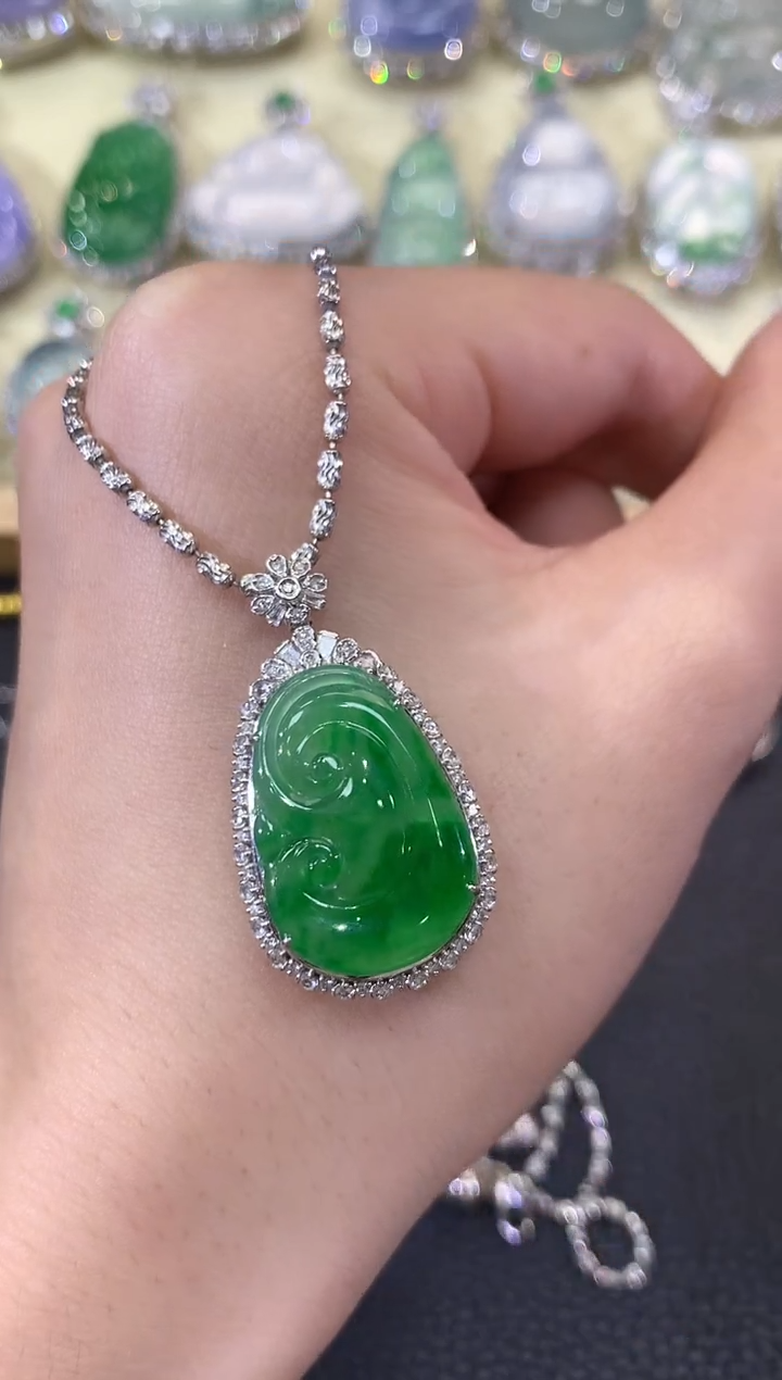 翡翠18K金镶嵌吊坠(不含链)夏日珠宝B50