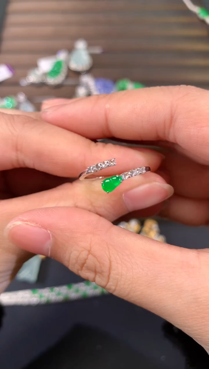 【闪购商品】翡翠戒指18K金镶嵌A639|4500