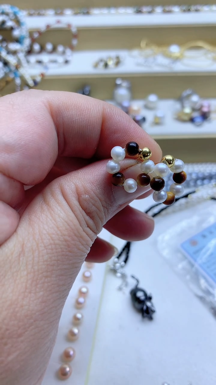 银S925镶嵌耳饰淡水珍珠4-5MM