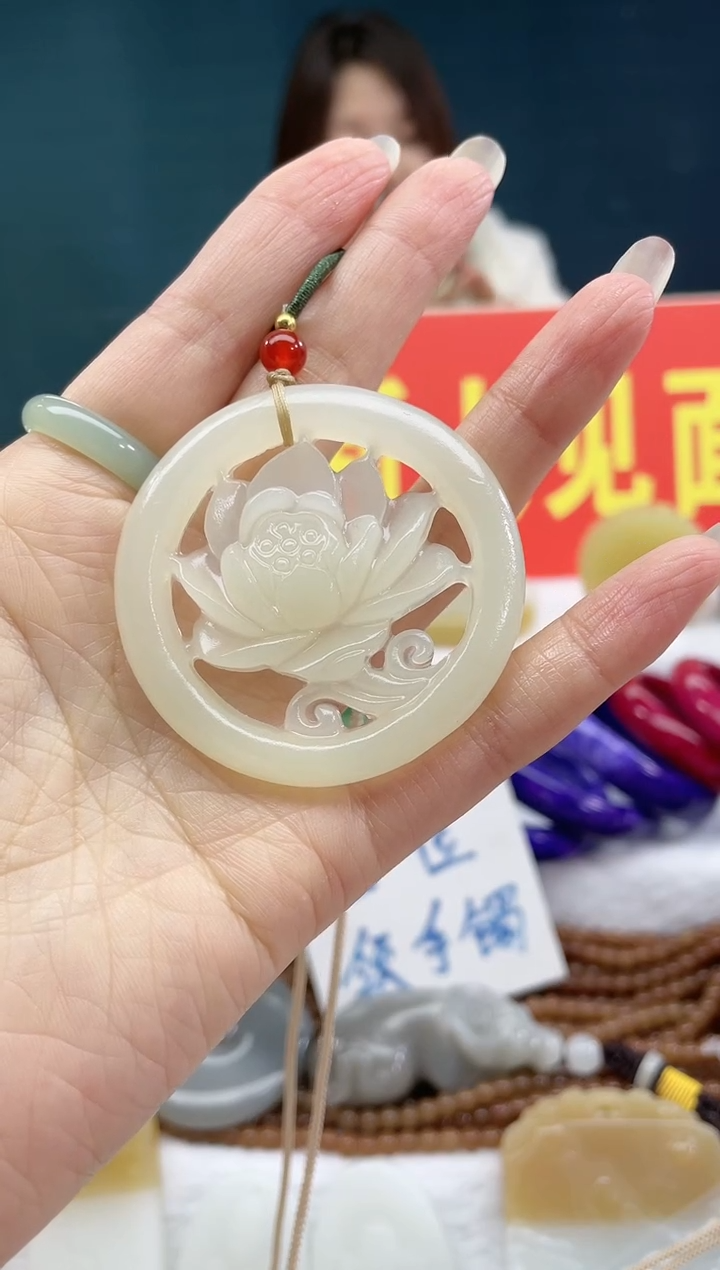 【闪购商品】和田玉颈饰未镶嵌2