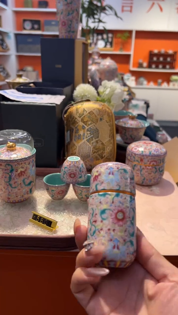 瓷片小乔闪购链接