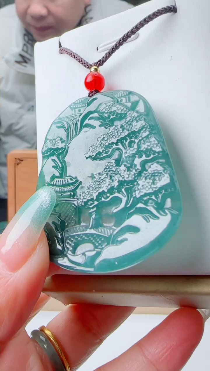 【闪购商品】翡翠颈饰未镶嵌多样性随机发其一