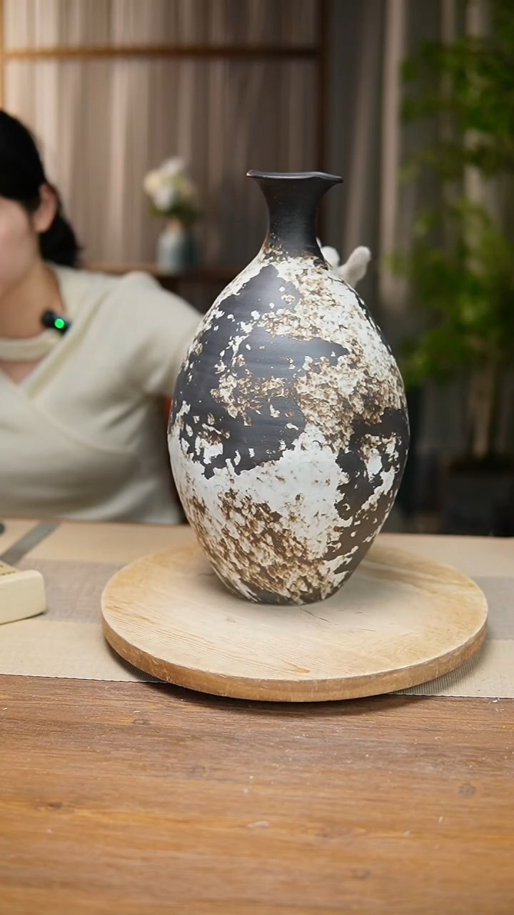 【闪购商品】陶瓷  花器诧寂黑保龄球瓶