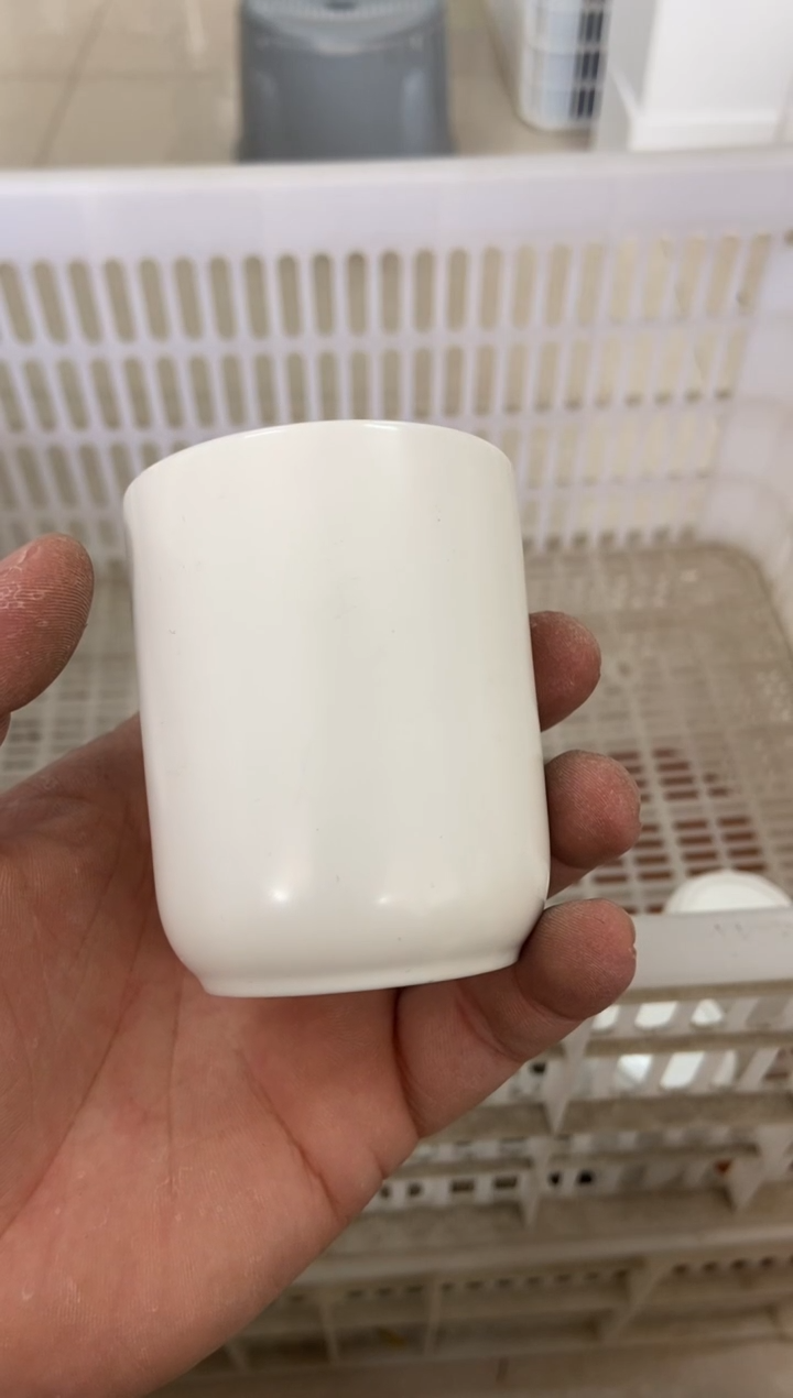 无运费险有瑕疵的摄影的产品有使用过的痕迹有点脏介意勿拍
