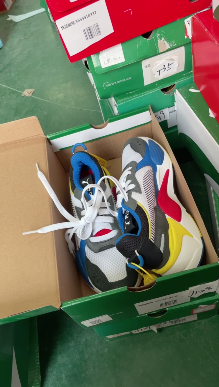 彪马时尚休闲运动鞋35.5M  F77