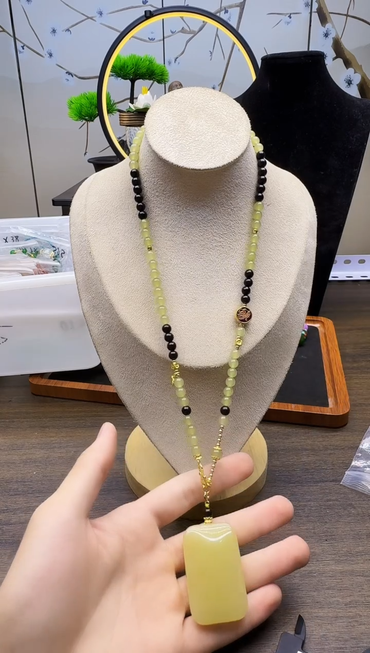 和田玉14K金镶嵌颈饰X79