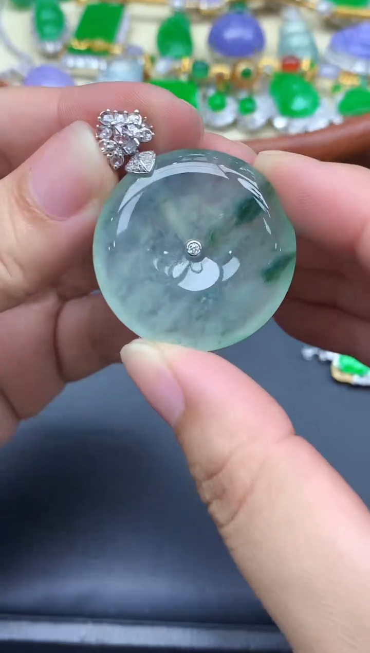 颈饰18K金镶嵌翡翠584-中国好珍宝