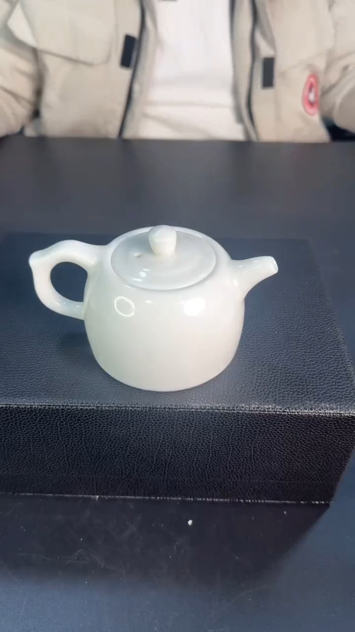 【闪购商品】经典亮釉大井栏壶