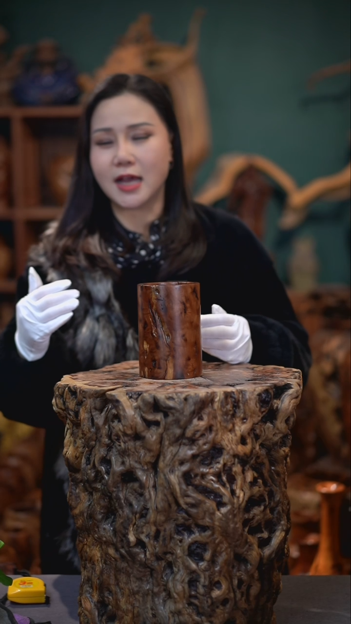 【闪购商品】枣木雷击枣木笔筒