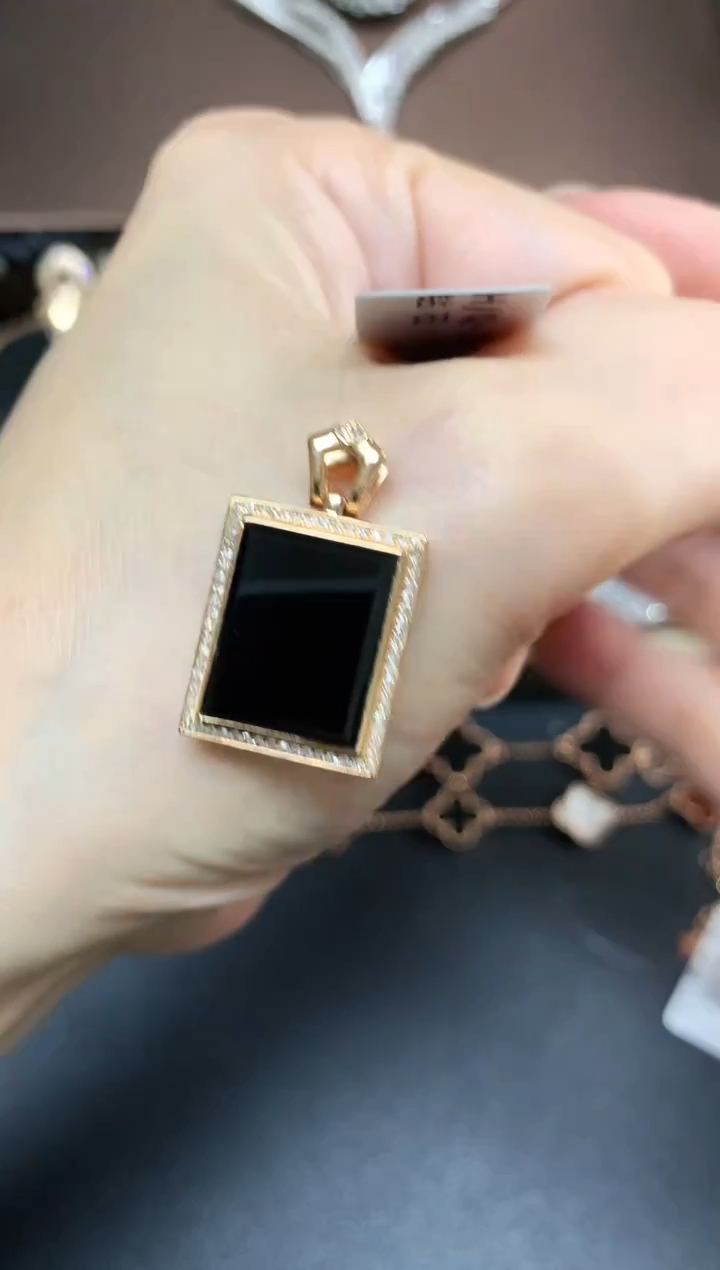 吊坠(不含链)18K金镶嵌翡翠293|