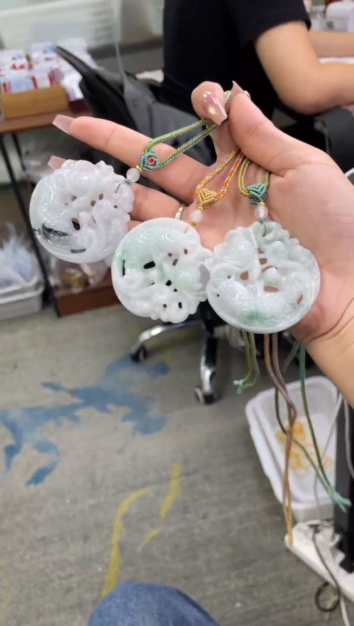 吊坠(不含链)未镶嵌翡翠荷花鱼  多样性发货发一个